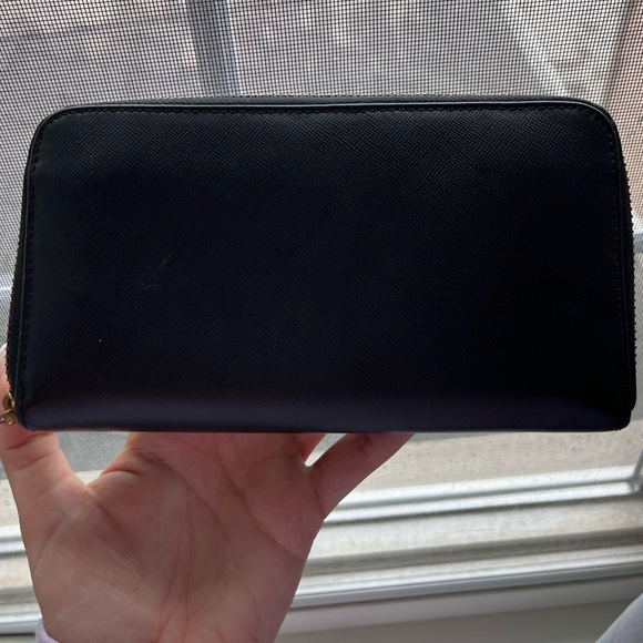 Tory Burch Leather Continental Wallet - Picture 7 of 7